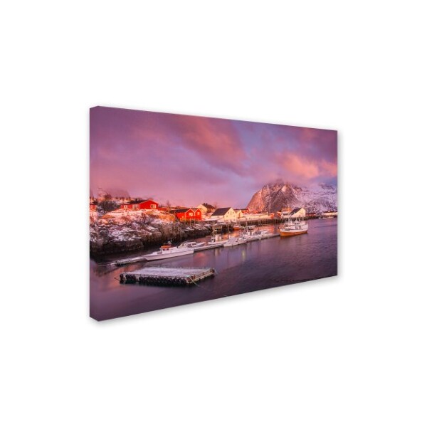 Michael Blanchette Photography 'Hamn?y Harbor Light' Canvas Art,12x19